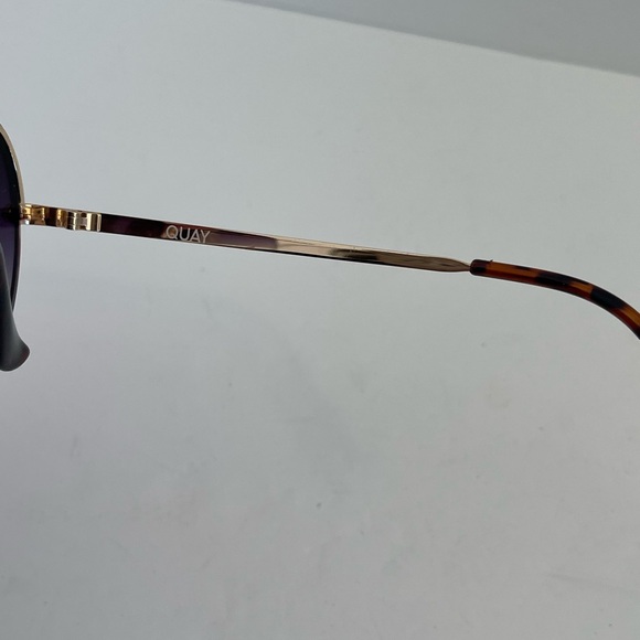 Quay Australia High Key 126 Fade Lens Brown Tortoiseshell - Picture 3 of 5